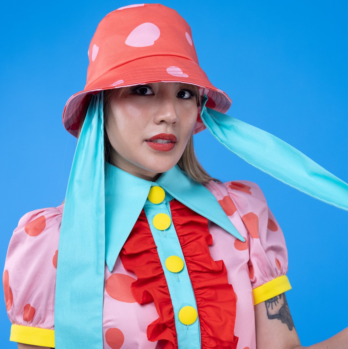 FROU YOU HAT